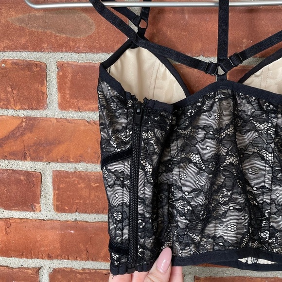 Vintage Y2K Charlotte Russe corset crop top - Picture 7 of 9